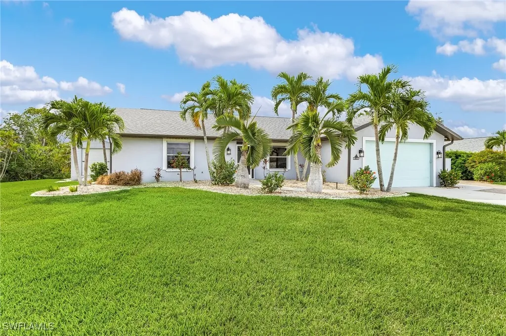 401 SW 38th Place Cape Coral FL 33991