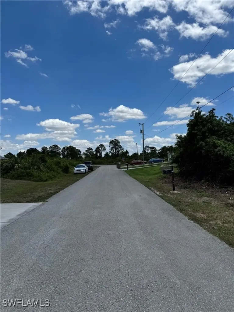 870 Chantilly Street E Lehigh Acres FL 33974
