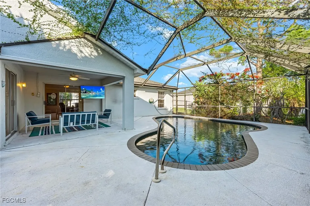 8468 Grove Road Fort Myers FL 33967