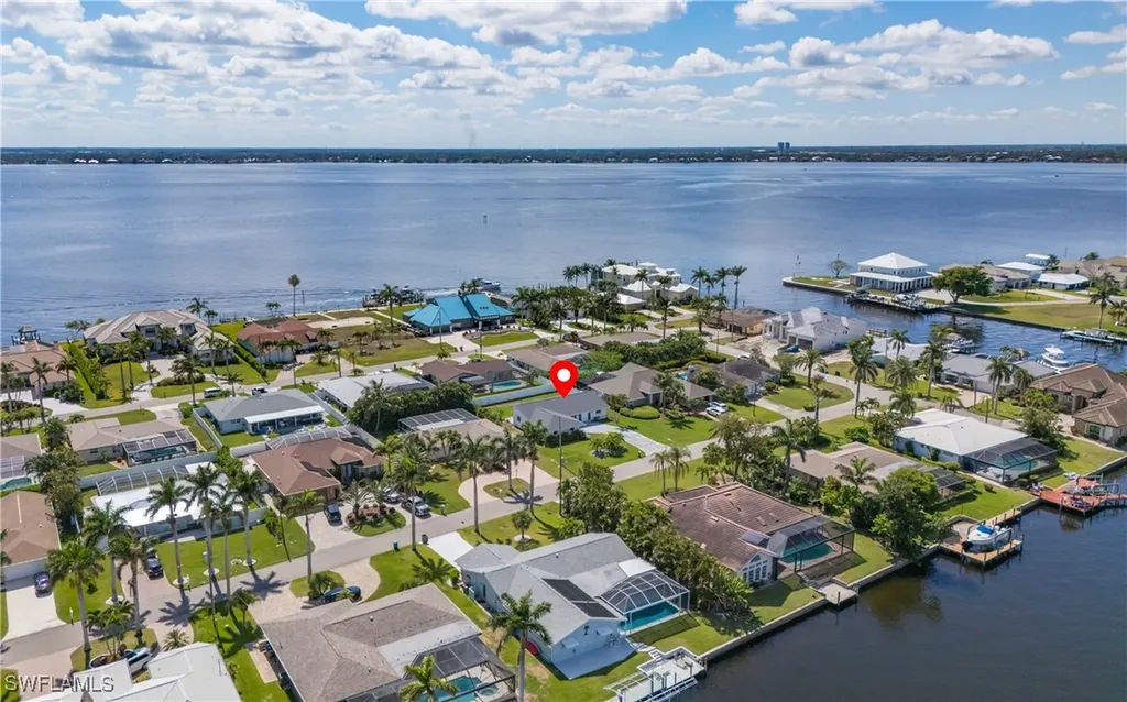 3513 SE 22nd Avenue Cape Coral FL 33904