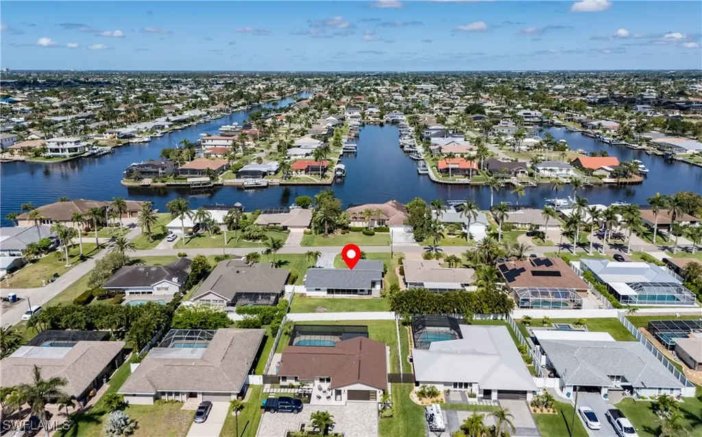 3513 SE 22nd Avenue Cape Coral FL 33904
