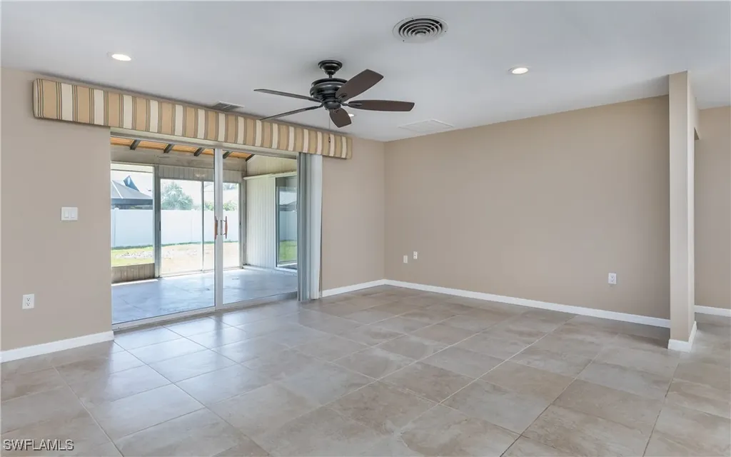 3513 SE 22nd Avenue Cape Coral FL 33904