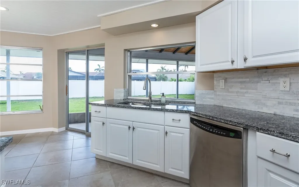 3513 SE 22nd Avenue Cape Coral FL 33904