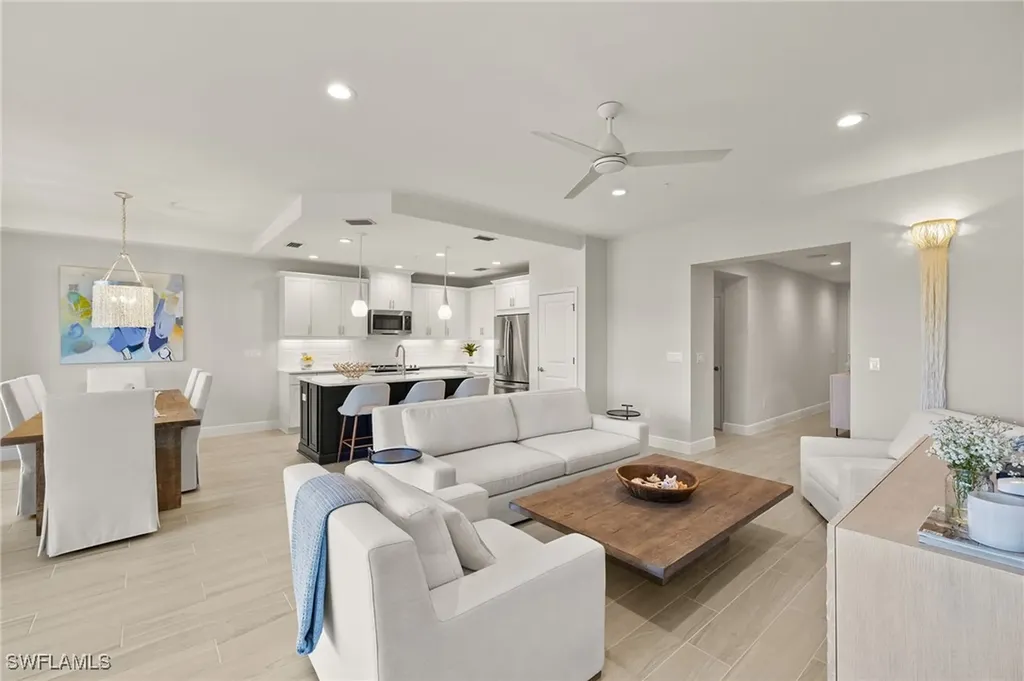 2647 Seychelles Circle Naples FL 34112