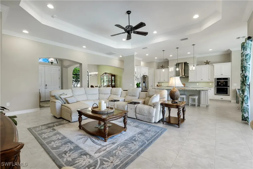 1456 Mockingbird Drive Naples FL 34120
