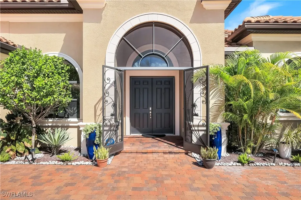 1456 Mockingbird Drive Naples FL 34120