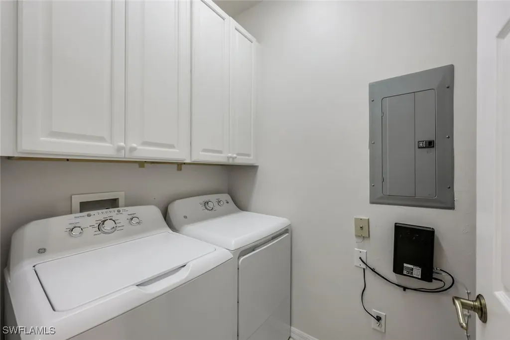 1540 Clermont Drive Naples FL 34109
