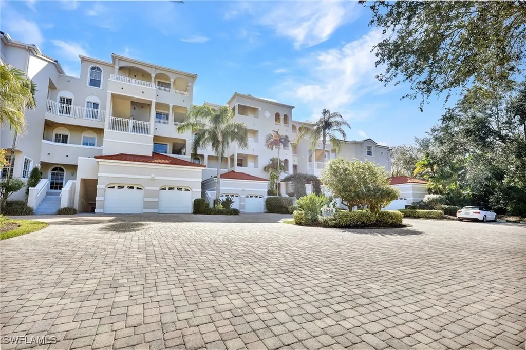 1540 Clermont Drive Naples FL 34109