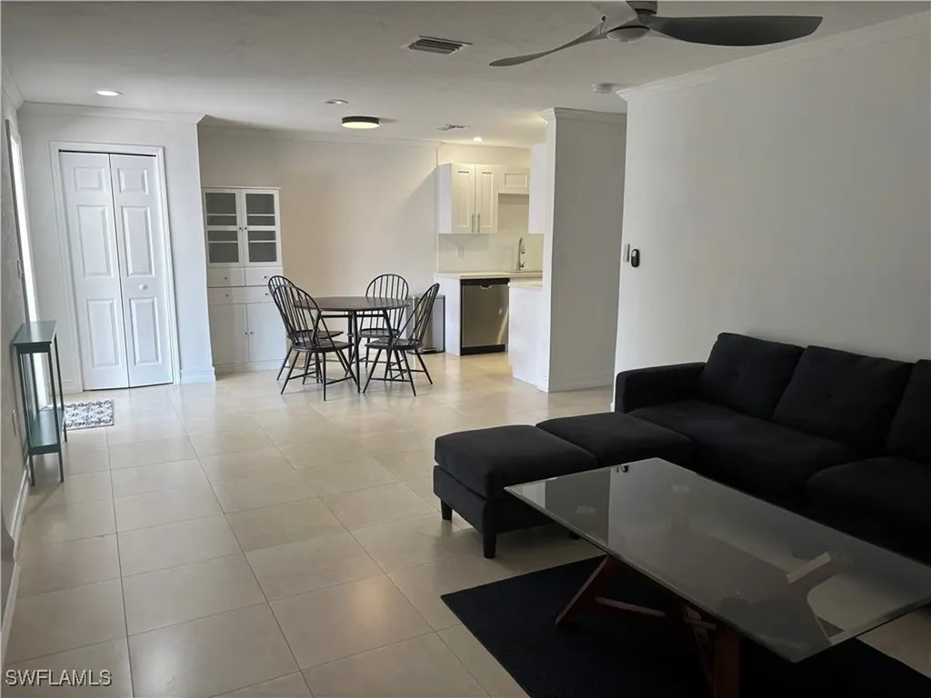 1185 Cherrystone Court Naples FL 34102