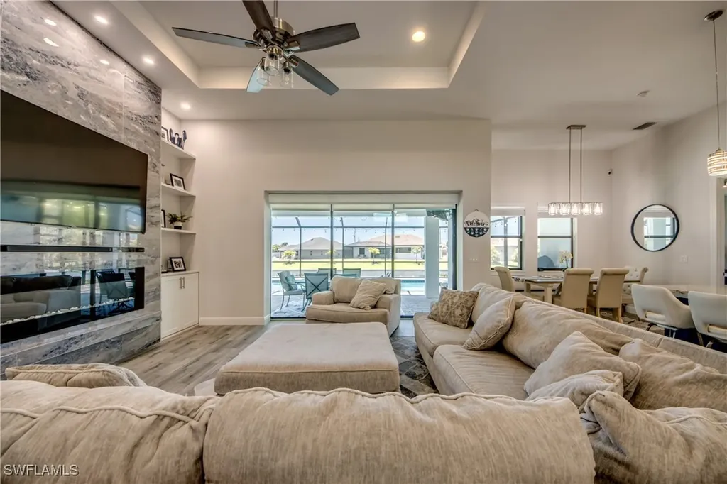 1214 SW 18th Avenue Cape Coral FL 33991