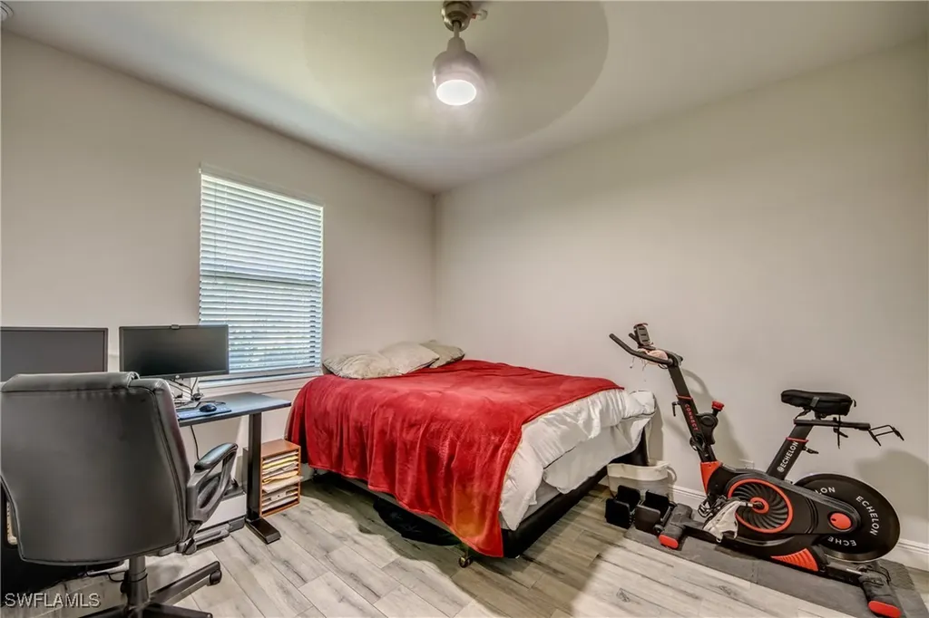 1214 SW 18th Avenue Cape Coral FL 33991