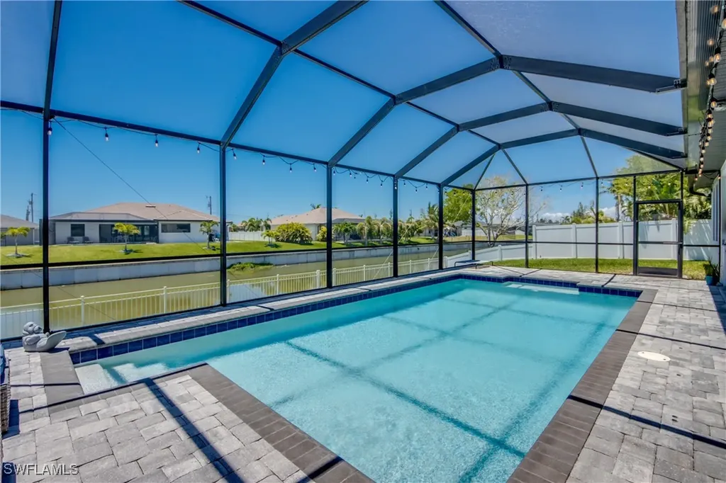 1214 SW 18th Avenue Cape Coral FL 33991