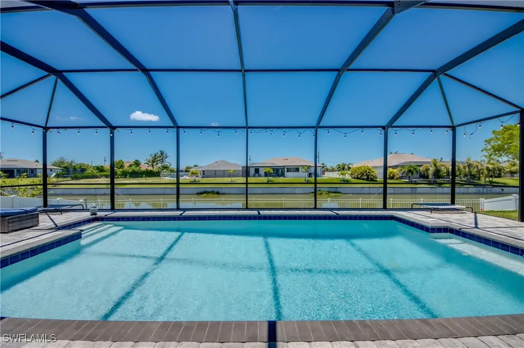 1214 SW 18th Avenue Cape Coral FL 33991