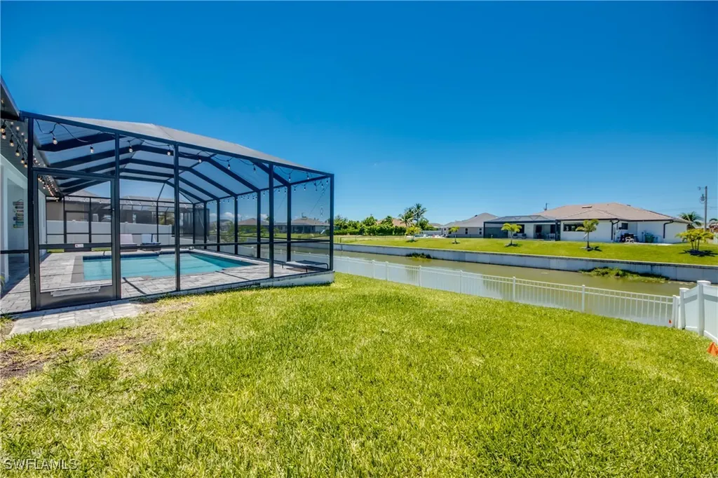 1214 SW 18th Avenue Cape Coral FL 33991