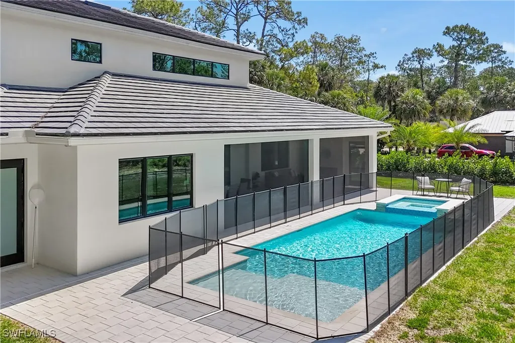 3632 Golden Gate Boulevard W Naples FL 34120