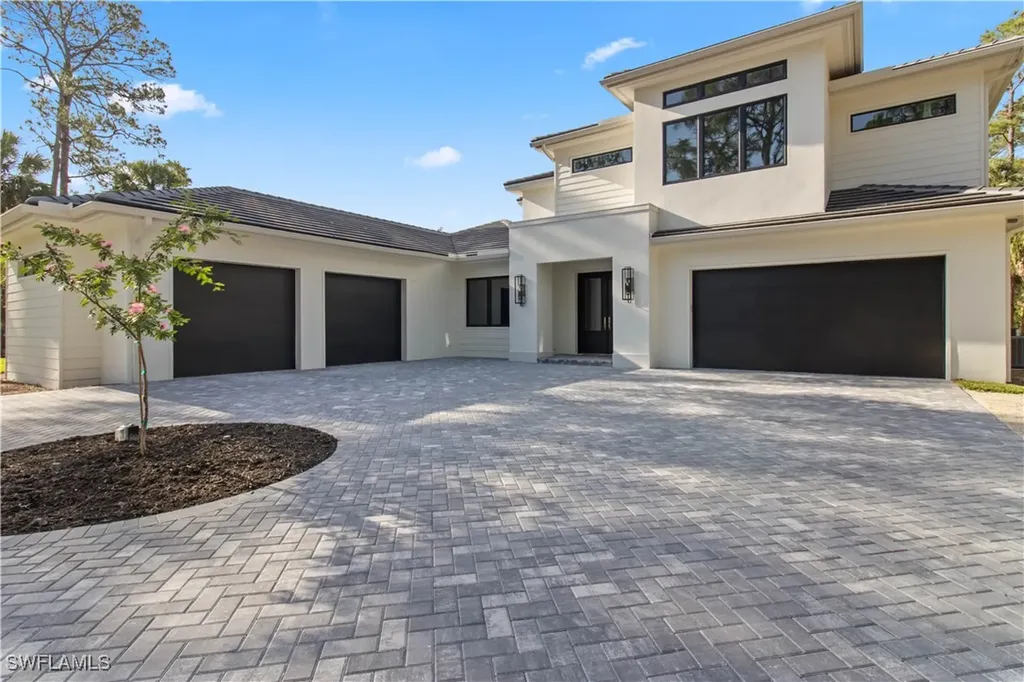 3632 Golden Gate Boulevard W Naples FL 34120