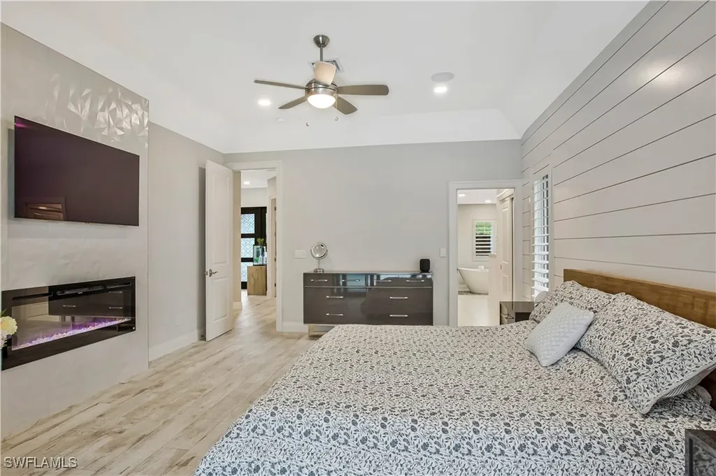 5455 Tamarind Ridge Drive Naples FL 34119
