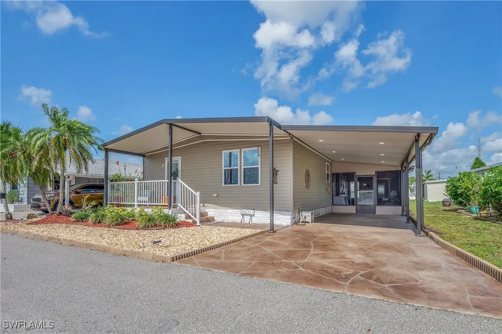 16007 Tangelo Way North Fort Myers FL 33903