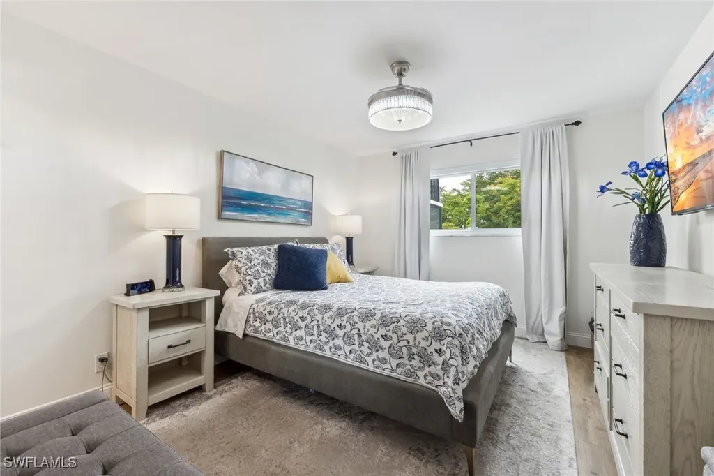 766 Central Avenue Naples FL 34102