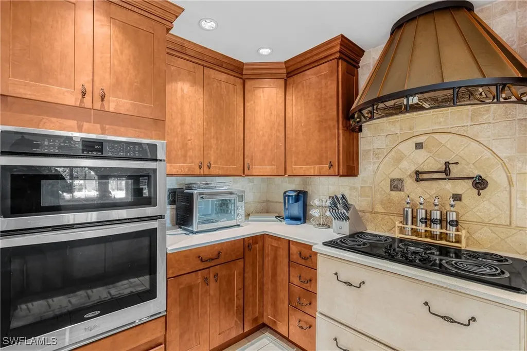 17 NW 38th Place Cape Coral FL 33993