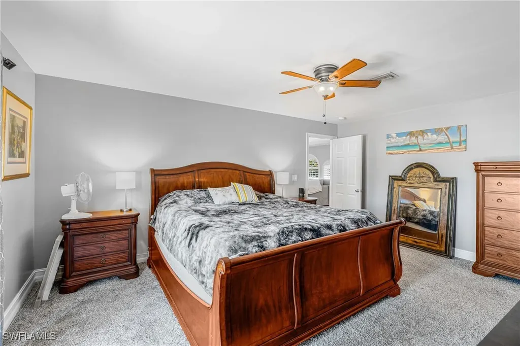 17 NW 38th Place Cape Coral FL 33993