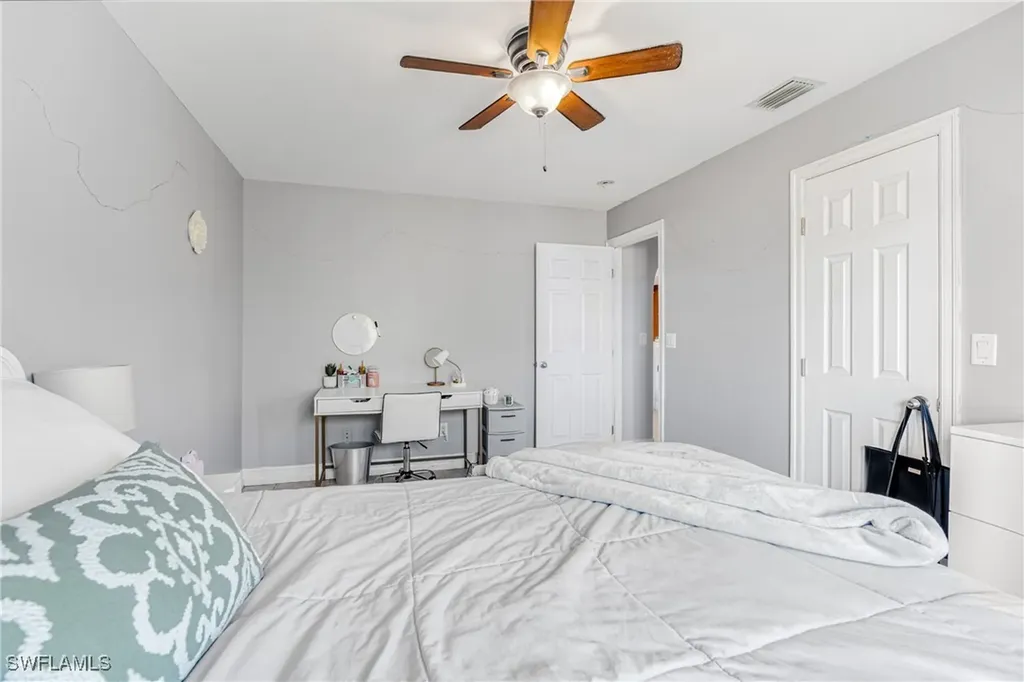 17 NW 38th Place Cape Coral FL 33993