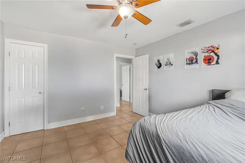 17 NW 38th Place Cape Coral FL 33993