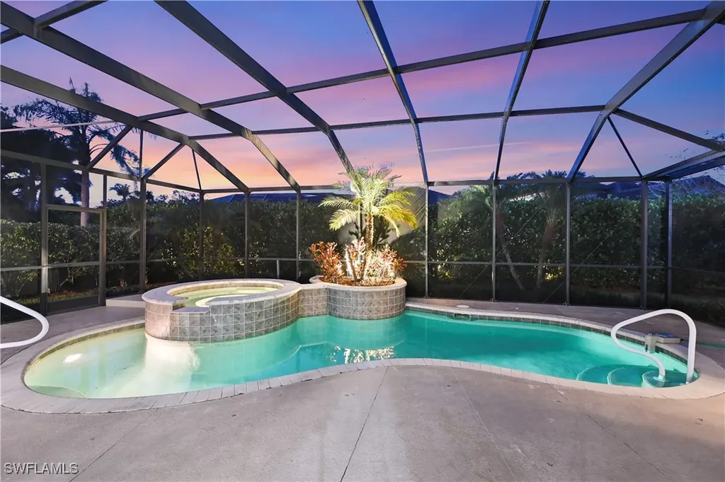 Naples FL, 2096 Mission Drive