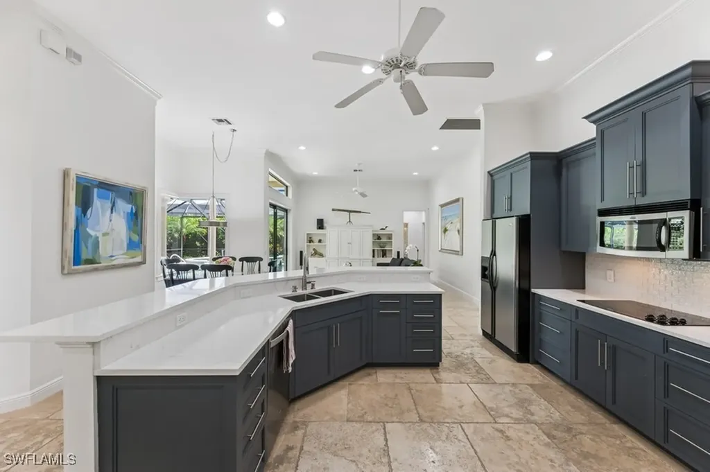 2096 Mission Drive Naples FL 34109