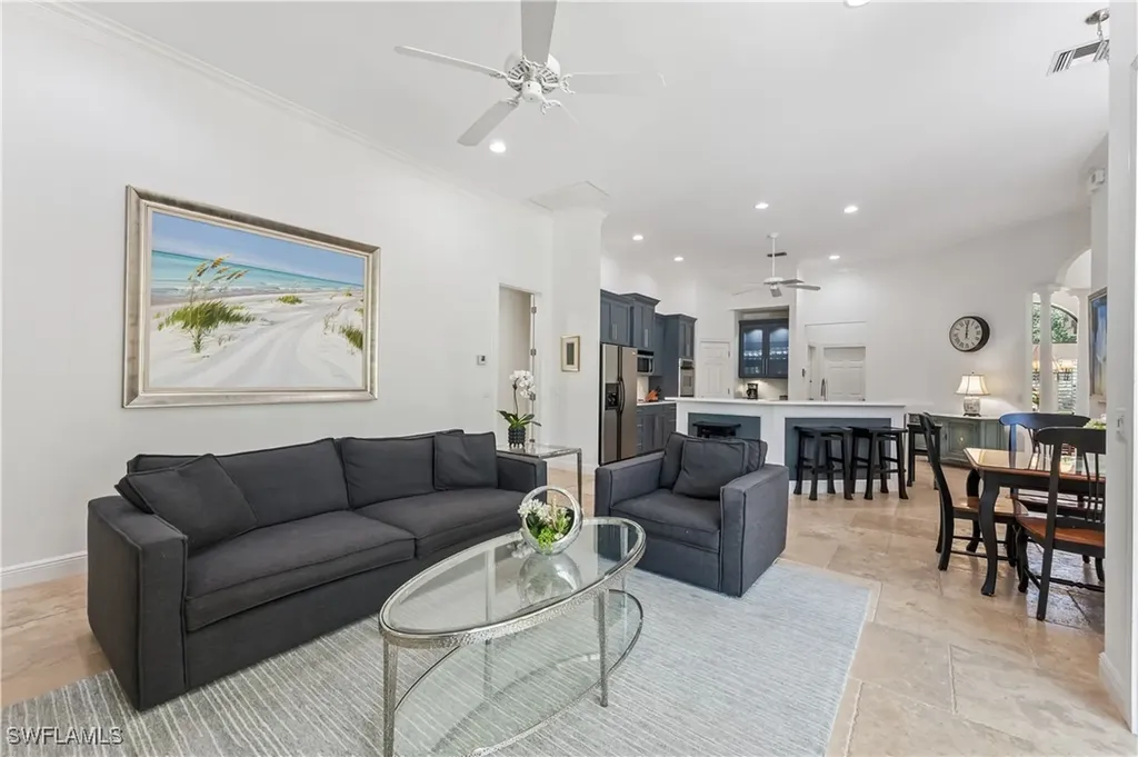 2096 Mission Drive Naples FL 34109