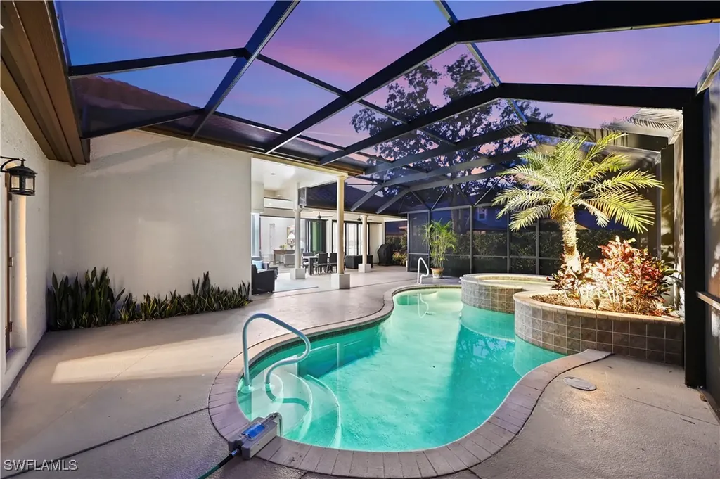 2096 Mission Drive Naples FL 34109