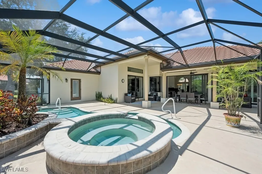 2096 Mission Drive Naples FL 34109