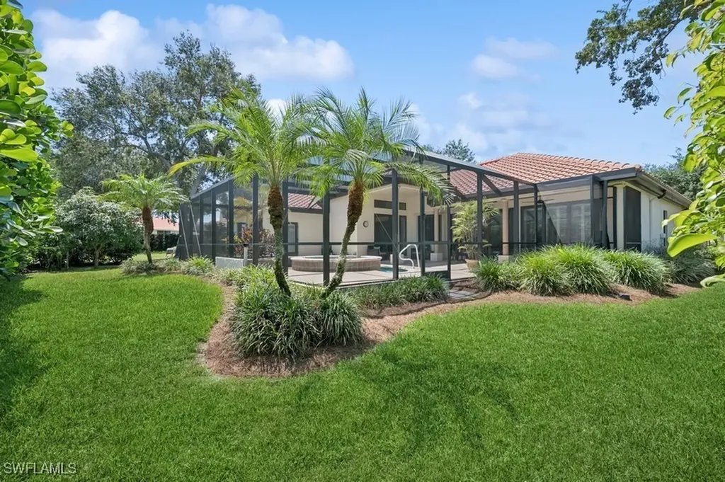 2096 Mission Drive Naples FL 34109