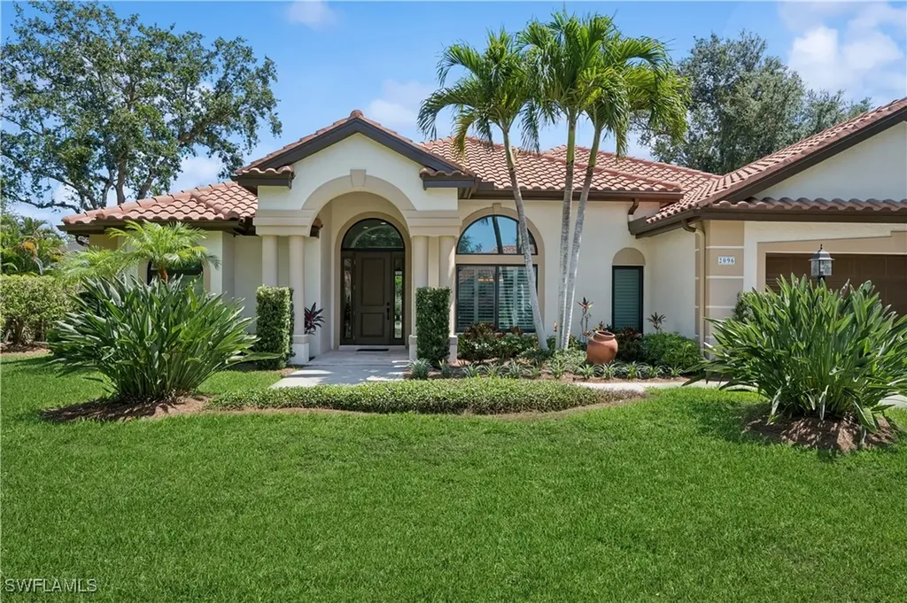 2096 Mission Drive Naples FL 34109