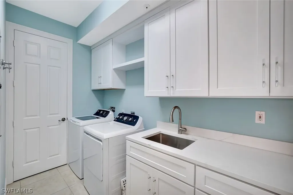 400 Flagship Drive Naples FL 34108