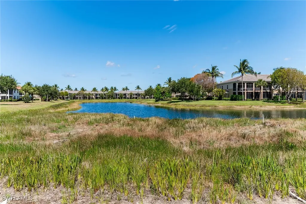 3175 Serena Lane Naples FL 34114