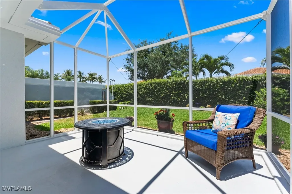4296 Redonda Lane Naples FL 34119