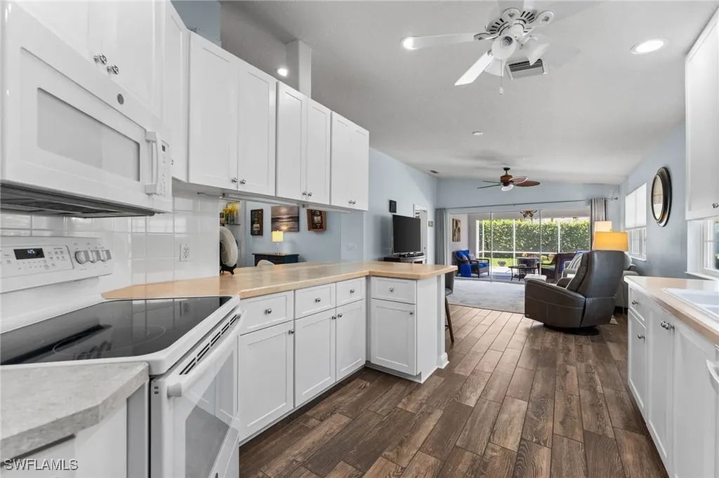 4296 Redonda Lane Naples FL 34119
