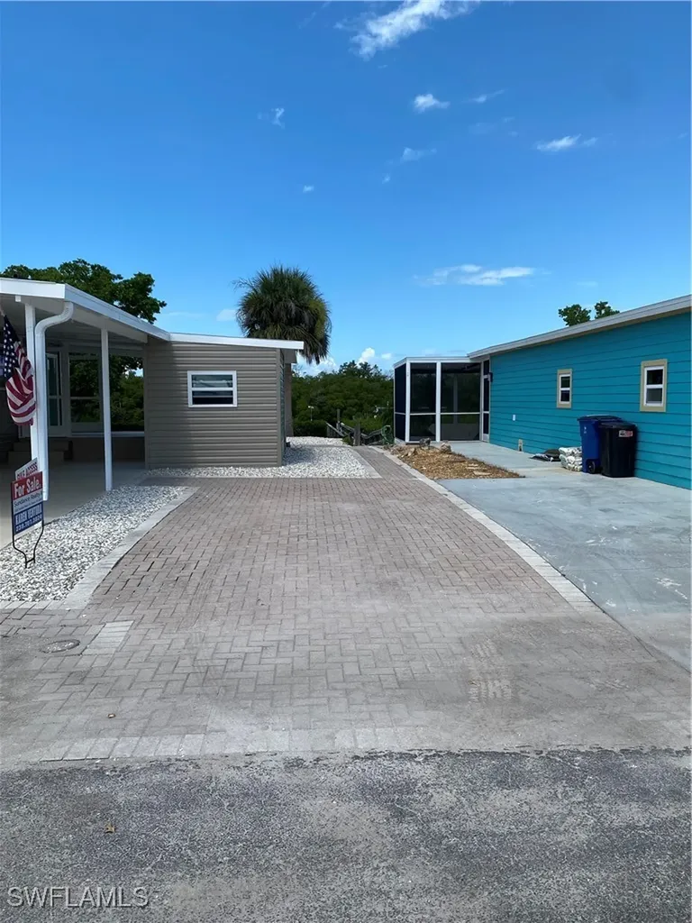 4749 Tahiti Drive Bonita Springs FL 34134