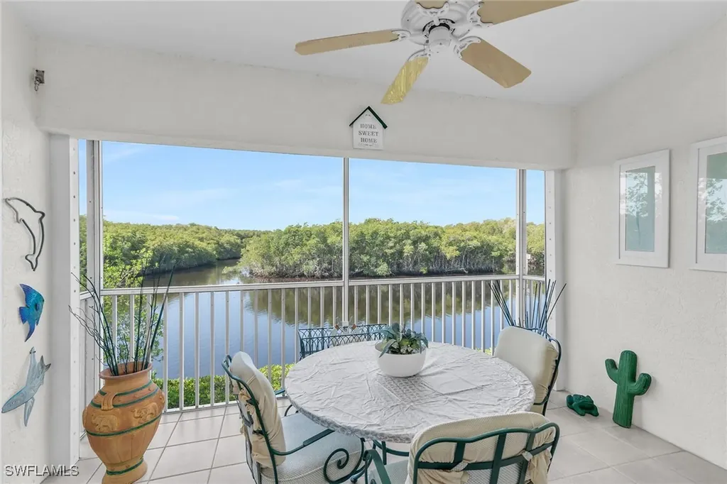 154 Newport Drive Naples FL 34114