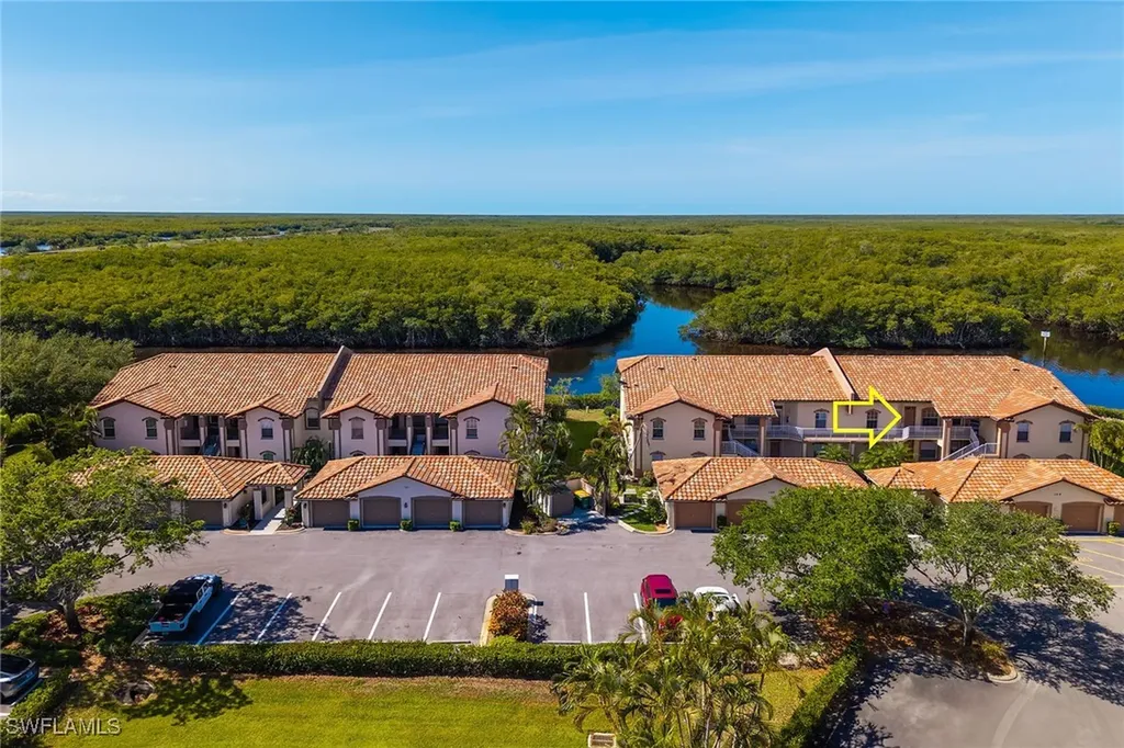 154 Newport Drive Naples FL 34114