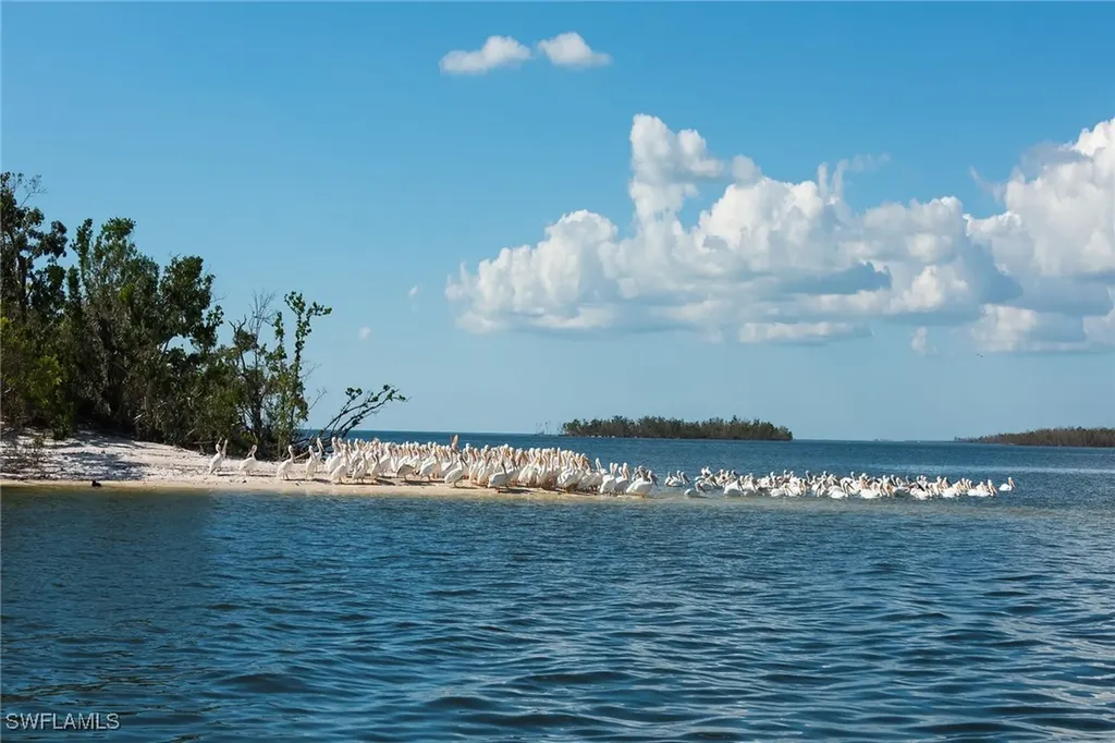 154 Newport Drive Naples FL 34114