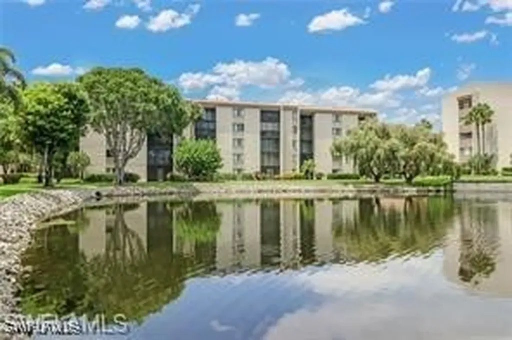 4200 Steamboat Bend Fort Myers FL 33919