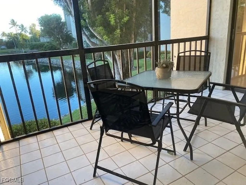 4200 Steamboat Bend Fort Myers FL 33919
