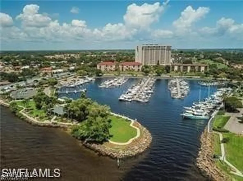 4200 Steamboat Bend Fort Myers FL 33919