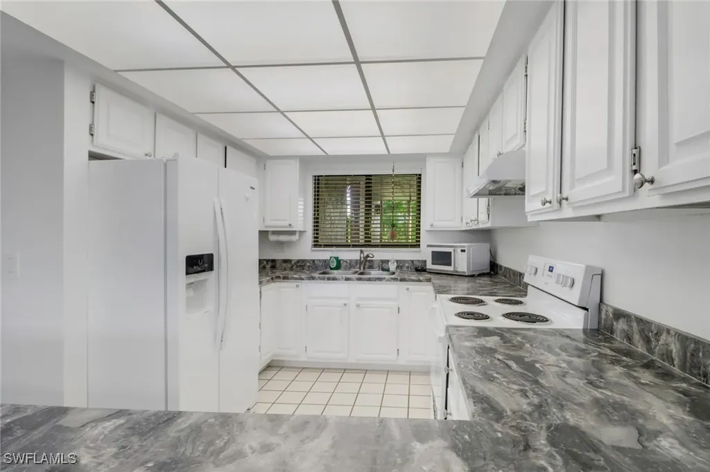 4200 Steamboat Bend Fort Myers FL 33919