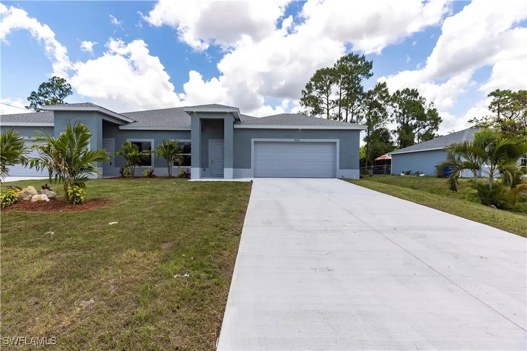 2422 Mae Avenue S Lehigh Acres FL 33973