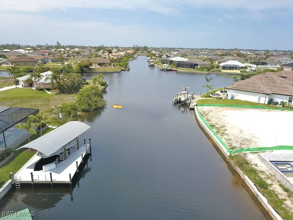 1253 NW 39th Avenue Cape Coral FL 33993