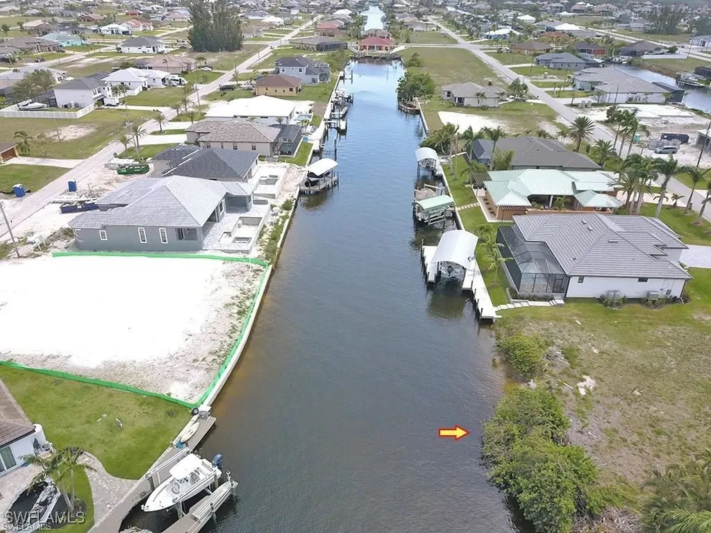 1253 NW 39th Avenue Cape Coral FL 33993