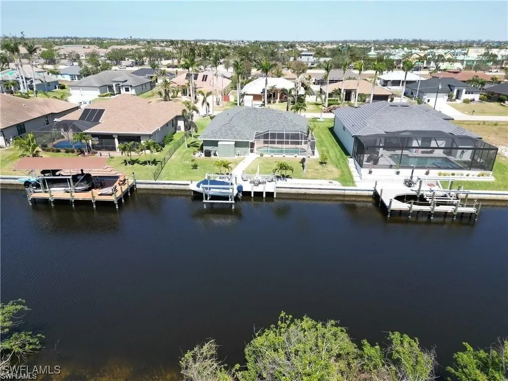 2527 SW 25th Terrace Cape Coral FL 33914